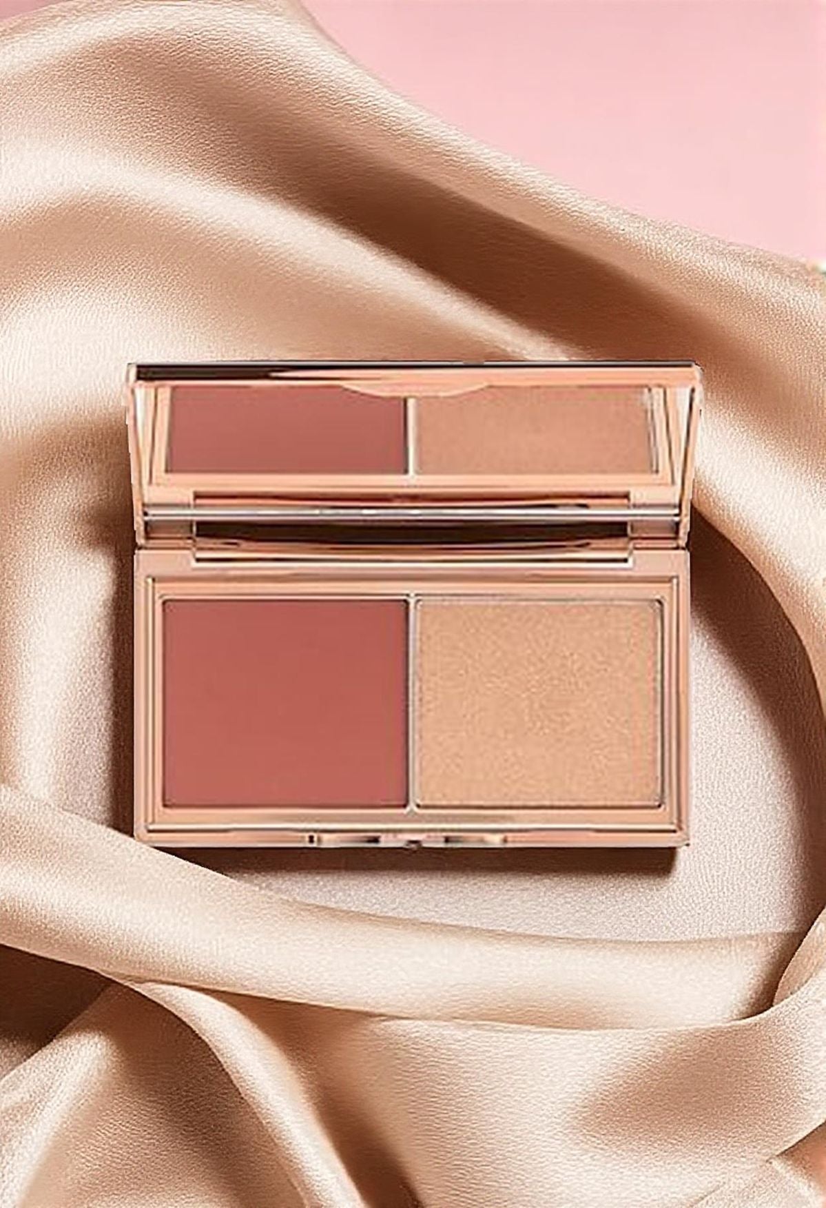 Charlotte tilbury blush & glow glide palette- شارلوت تيلبري أحمد الخدود وأضاءة لامعة باليت