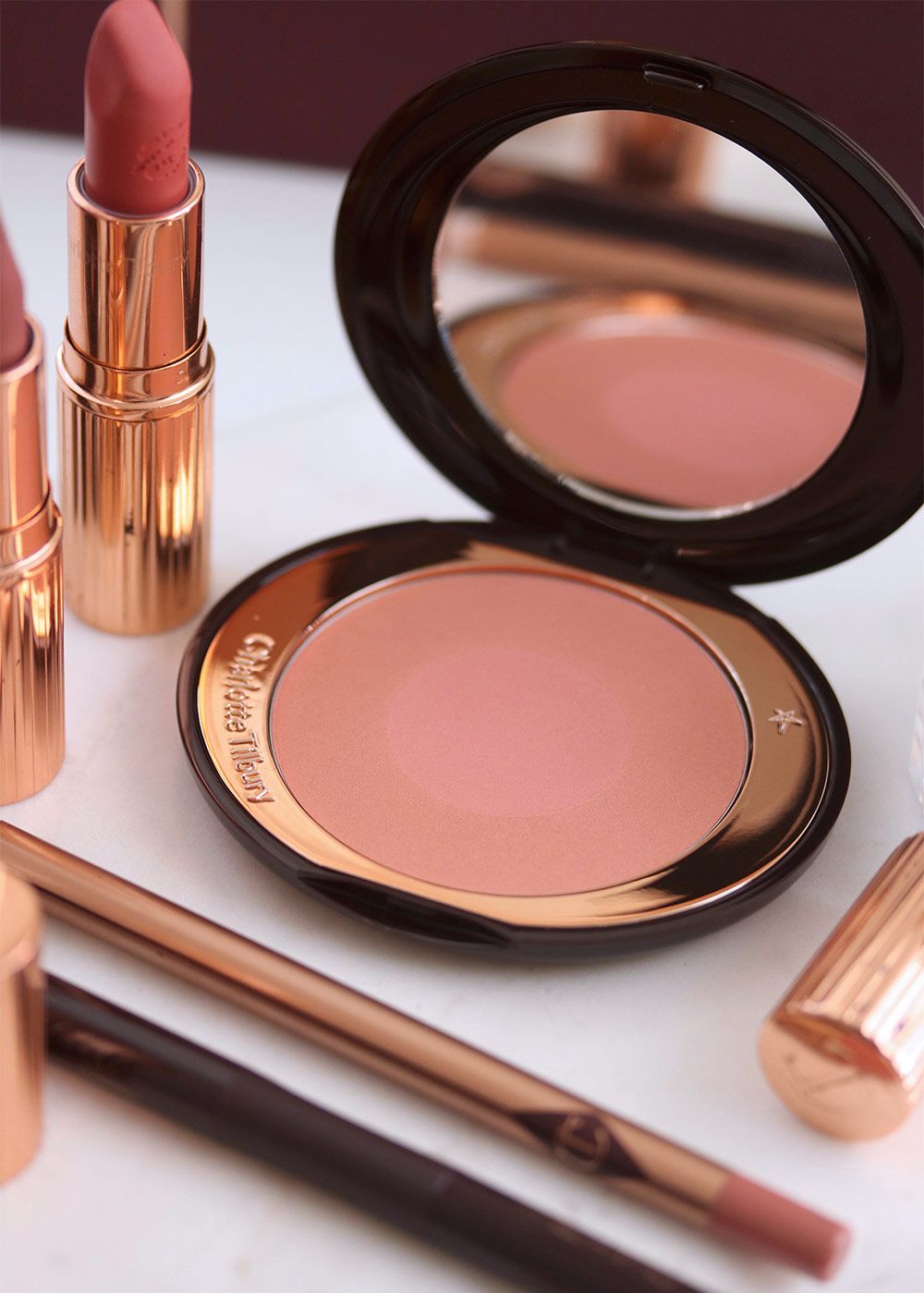Charlotte tilbury swish & pop blusher- شارلوت تلبري أحمر الخدود باودر مضغوط