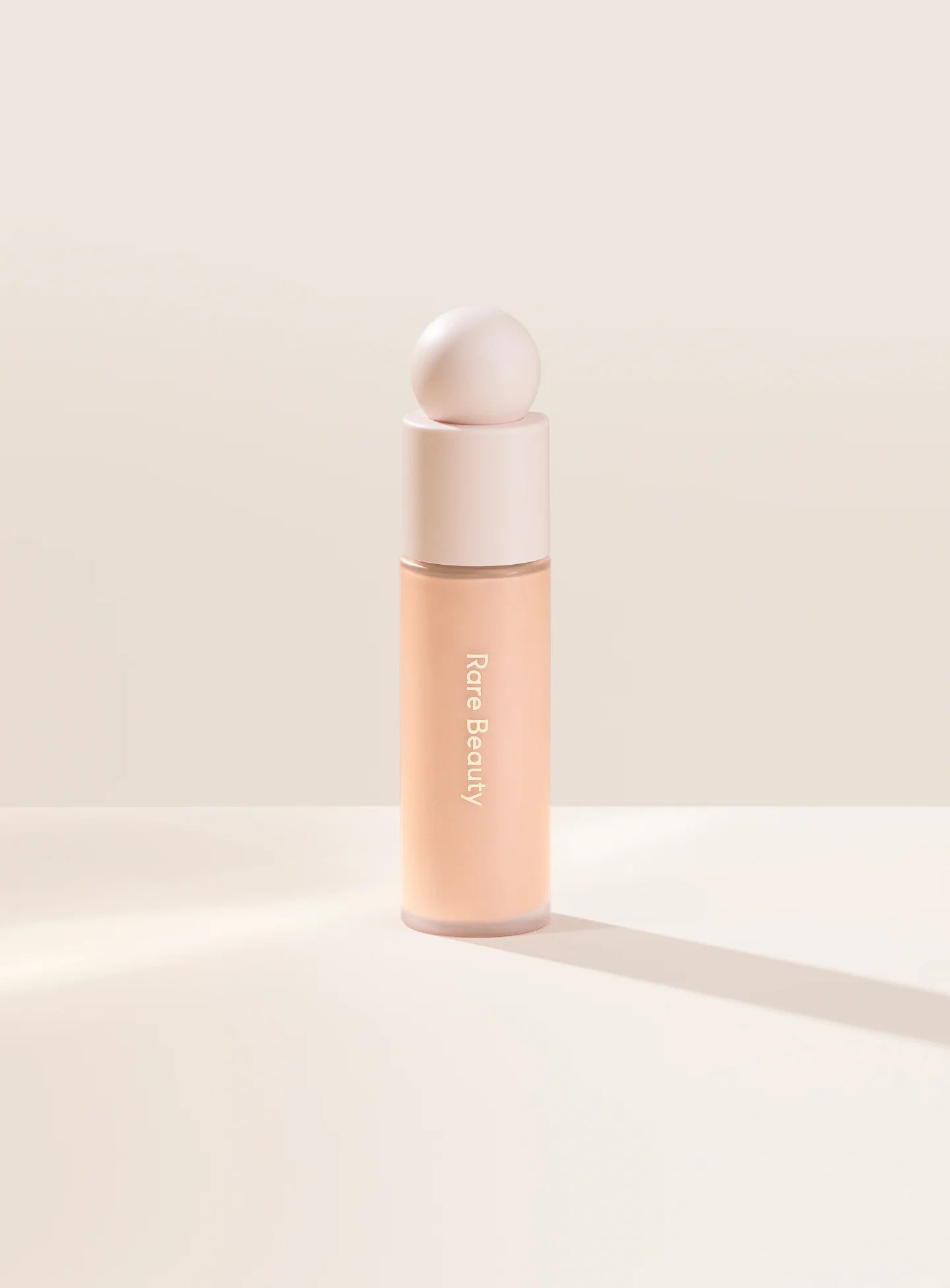 Rare beauty liquid touch fond de teint imperceptible - كريم أساس رير بيوتي سائل