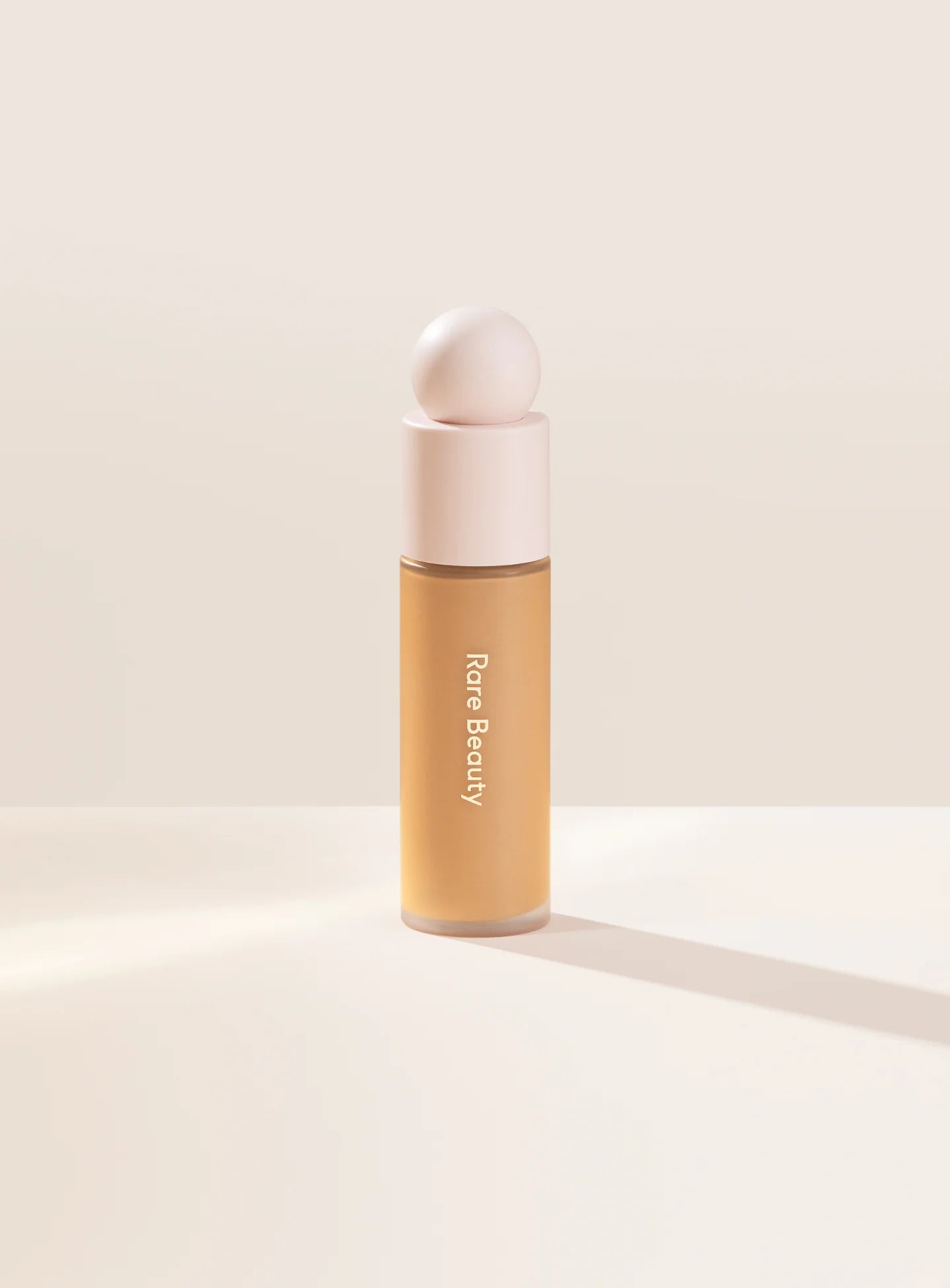Rare beauty liquid touch fond de teint imperceptible - كريم أساس رير بيوتي سائل