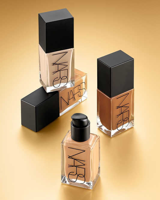 Nars all day luminous weightless foundation - كريم أساس سائل نارس