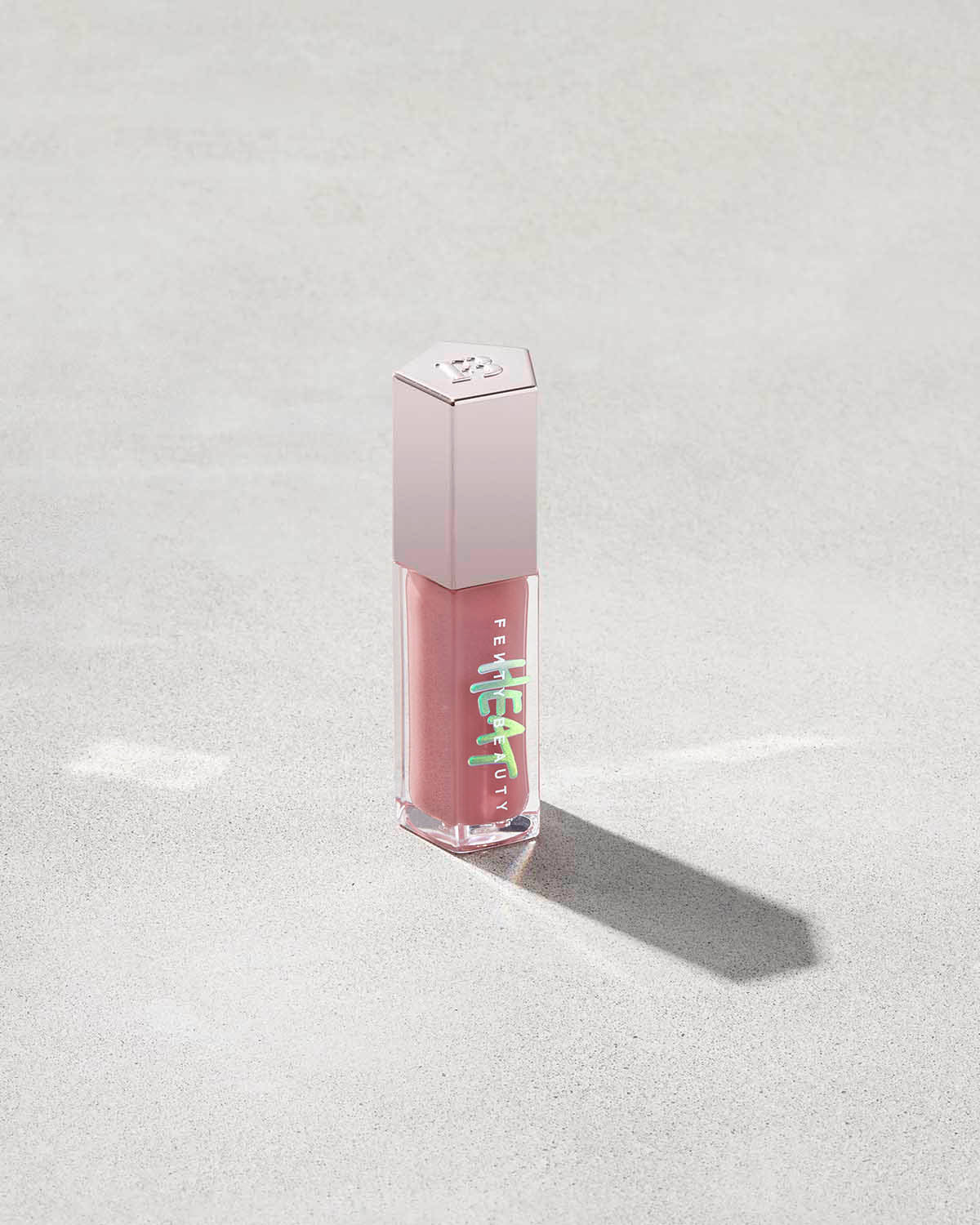 Fenty beauty gloss bomb heat - كلوس شفاه فينتي بيوتي